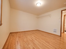 1643 E-1188041.jpg