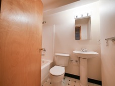 1643 E-1188064.jpg